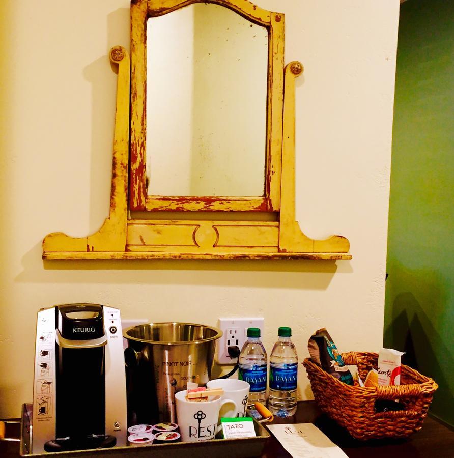 Rest, A Boutique Hotel Plymouth エクステリア 写真