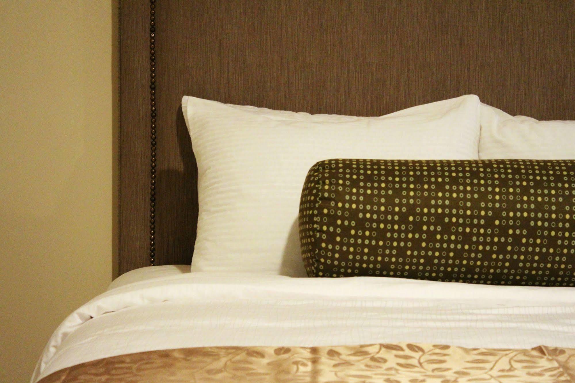 Rest, A Boutique Hotel Plymouth エクステリア 写真